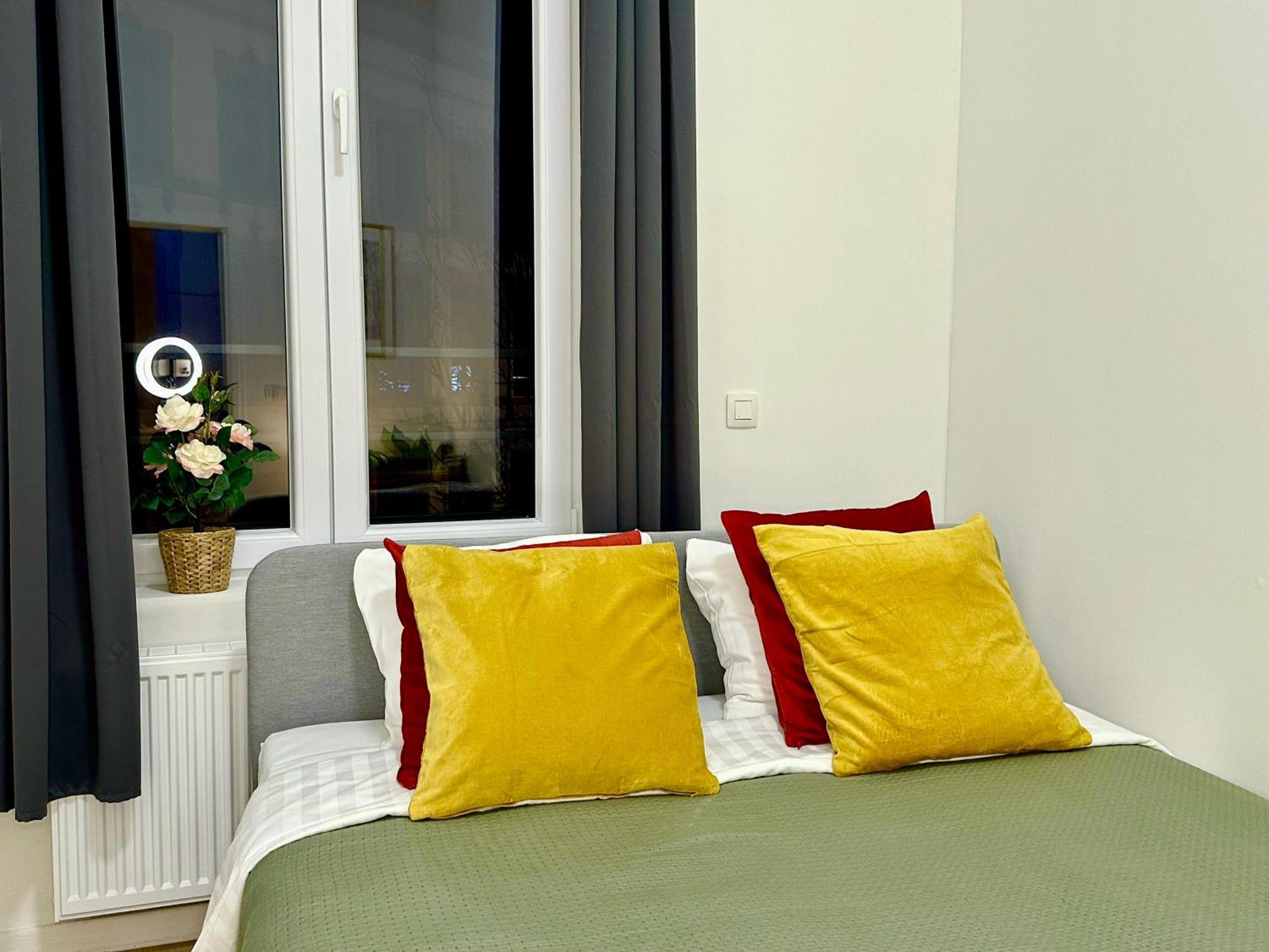 Luxury Suites Mons By Rikas Hotels Εξωτερικό φωτογραφία
