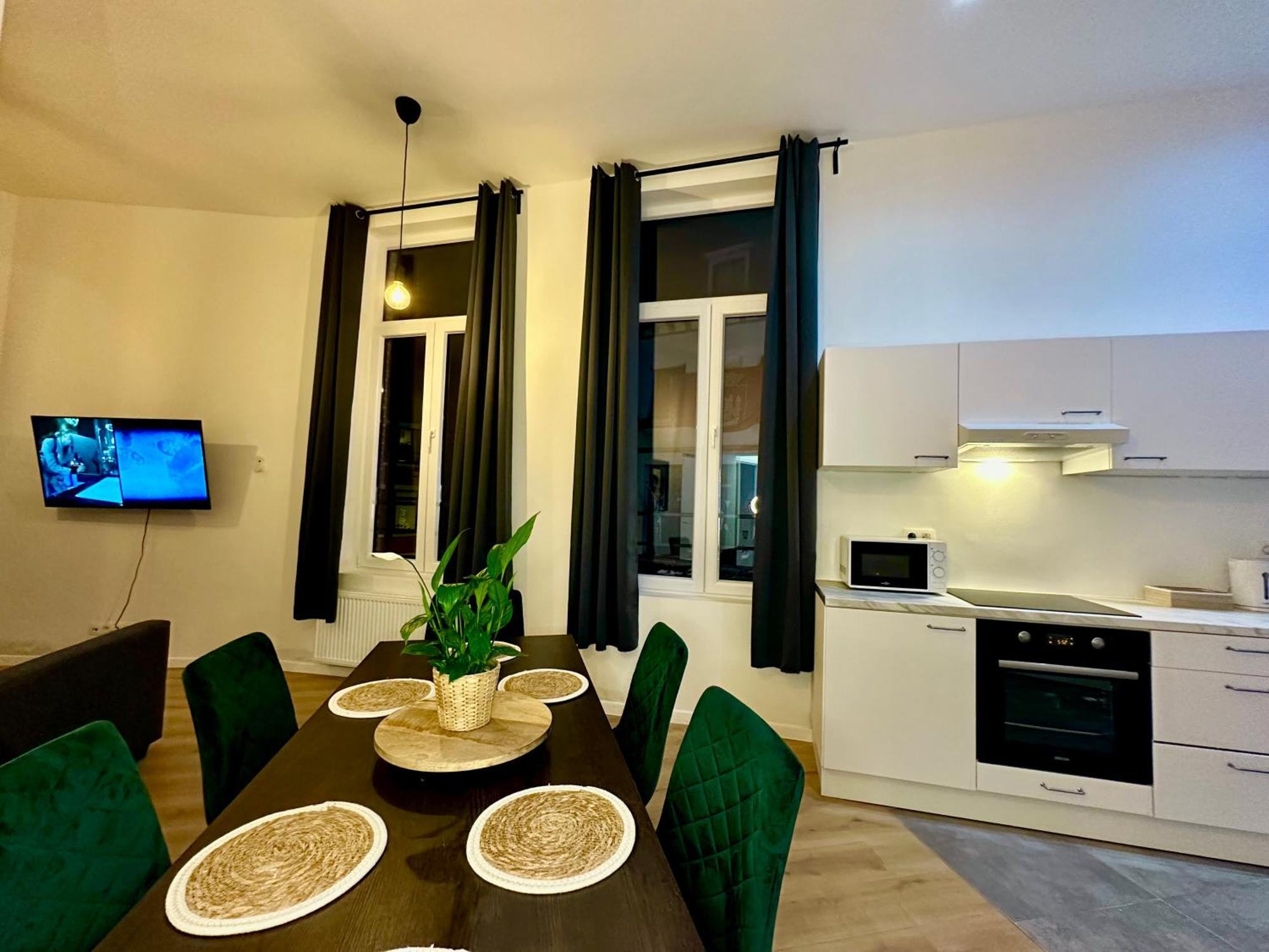 Luxury Suites Mons By Rikas Hotels Εξωτερικό φωτογραφία