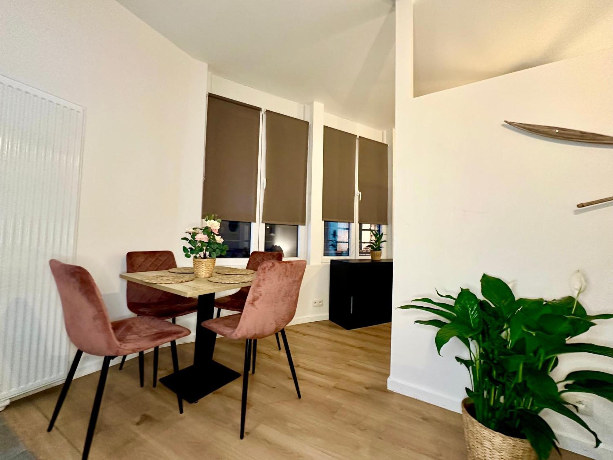 Luxury Suites Mons By Rikas Hotels Εξωτερικό φωτογραφία
